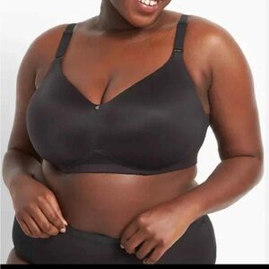 Cacique Invisible Back Smoother Lightly Lined No Wire Black Bra Size 40D